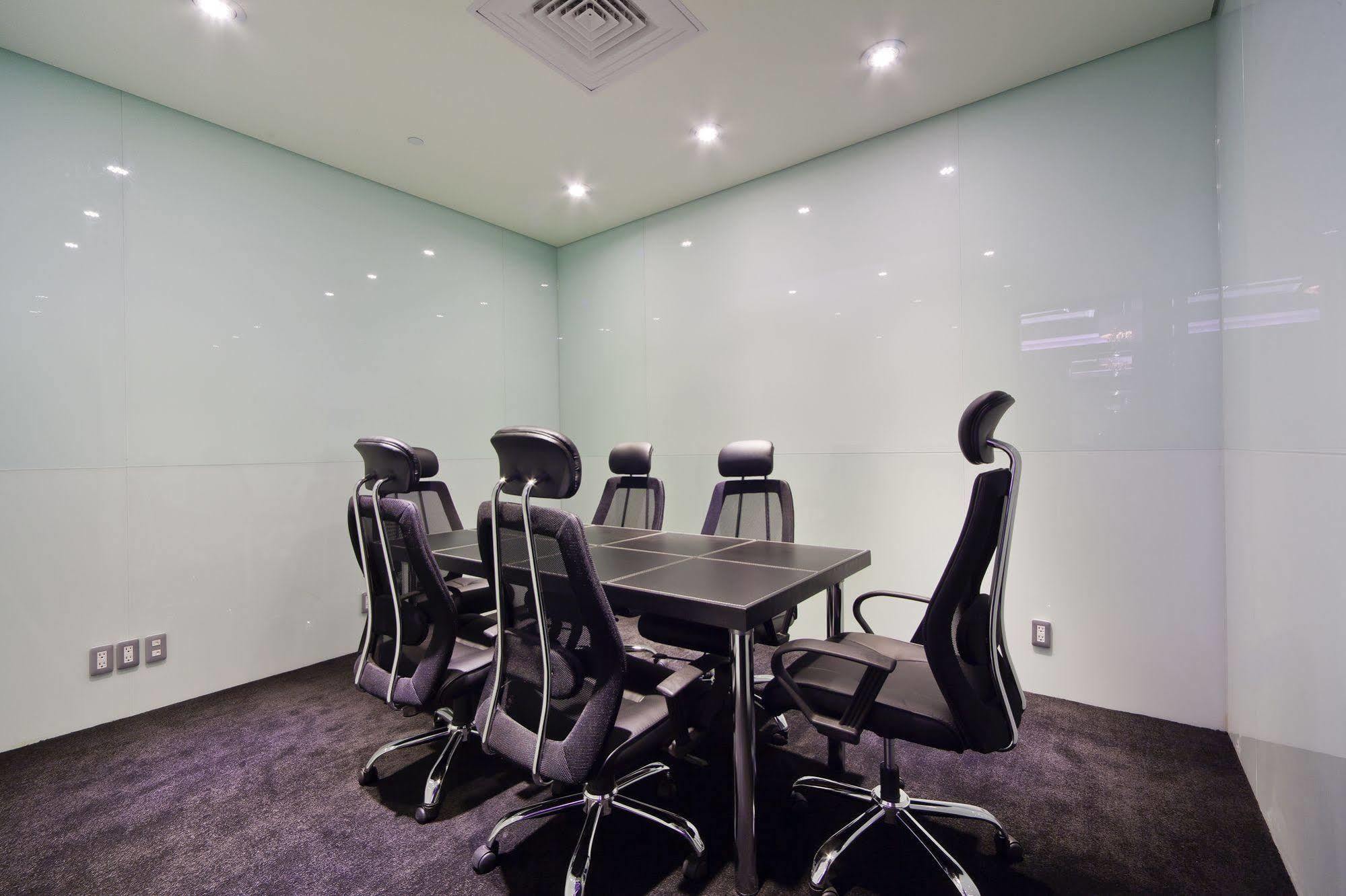 Fx Hotel Taipei Nanjing East Road Branch Экстерьер фото